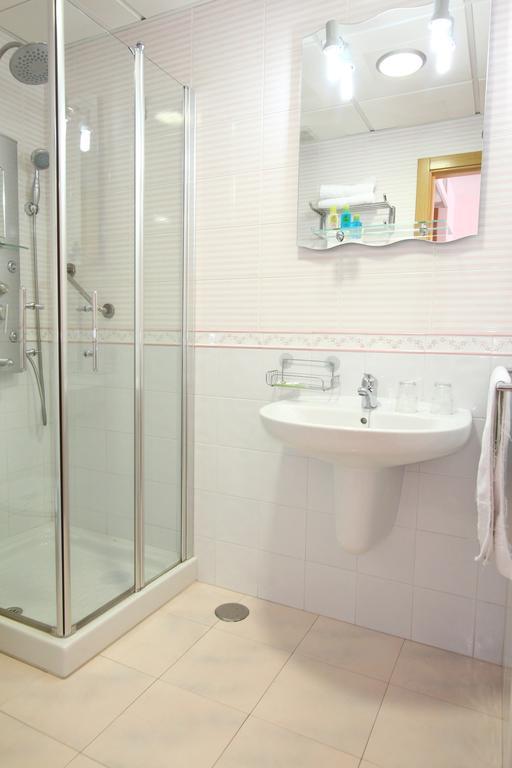 Hostal Campo Real Bed&Breakfast Стая снимка